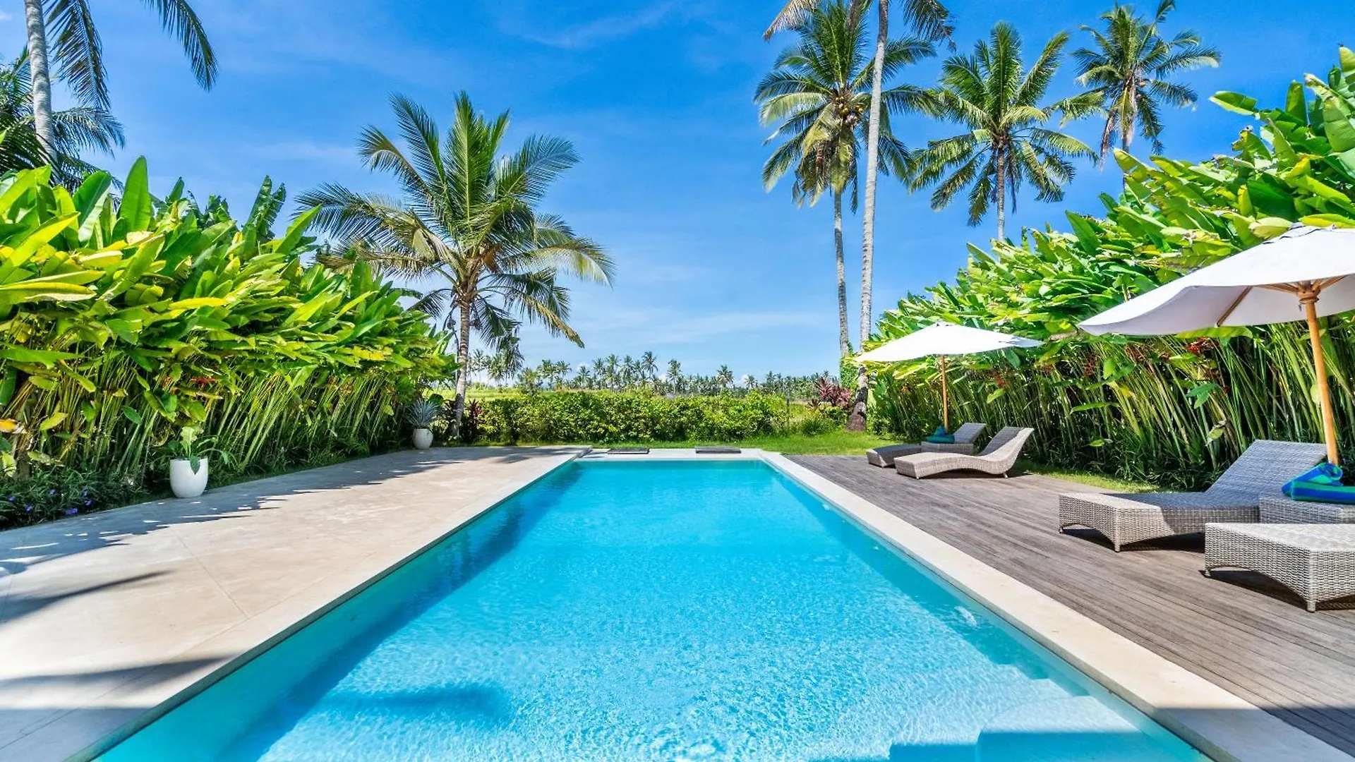 Royal Lotus Villa In Ubud Indonesia